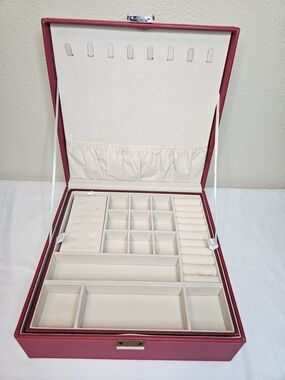 Jewelry Organizer Box with Cream Velvet Interior - EUC